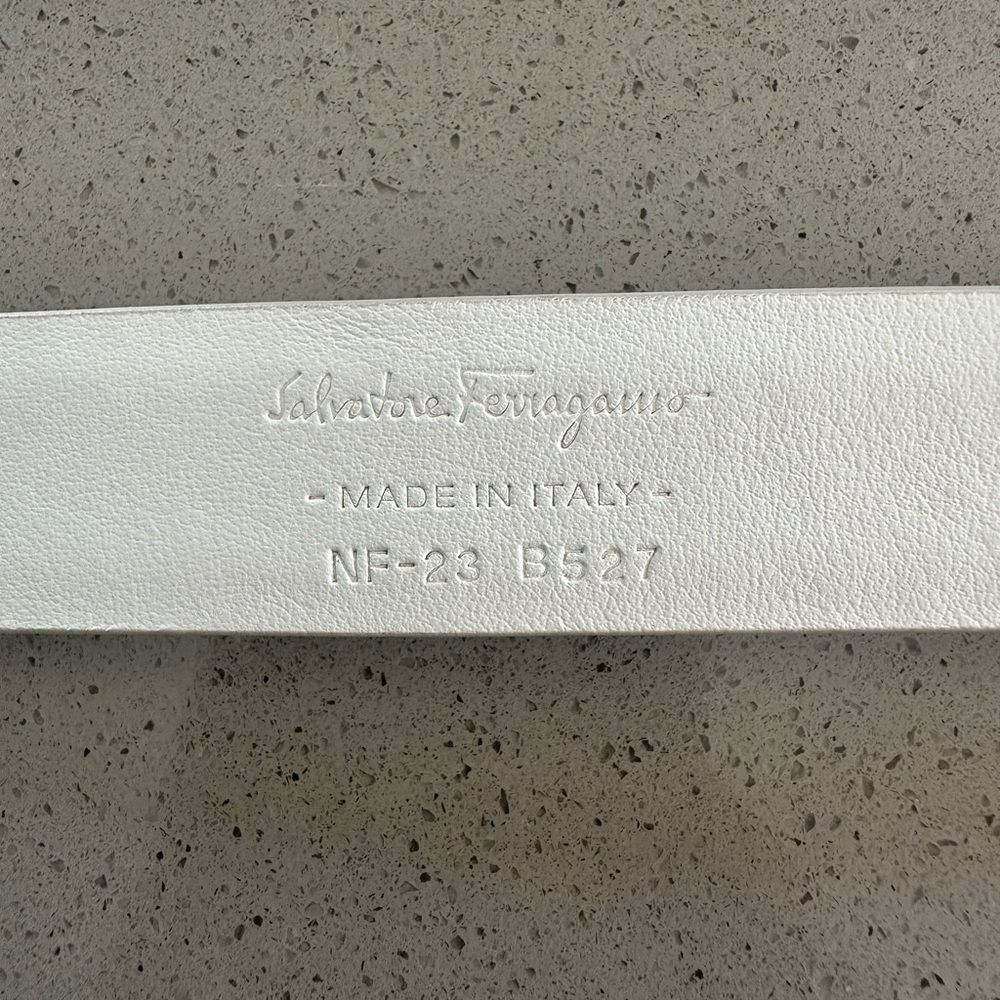 Salvatore Ferragamo Flower Buckle Leather Belt New Bianco White/Gold Buckle - Picture 6 of 8